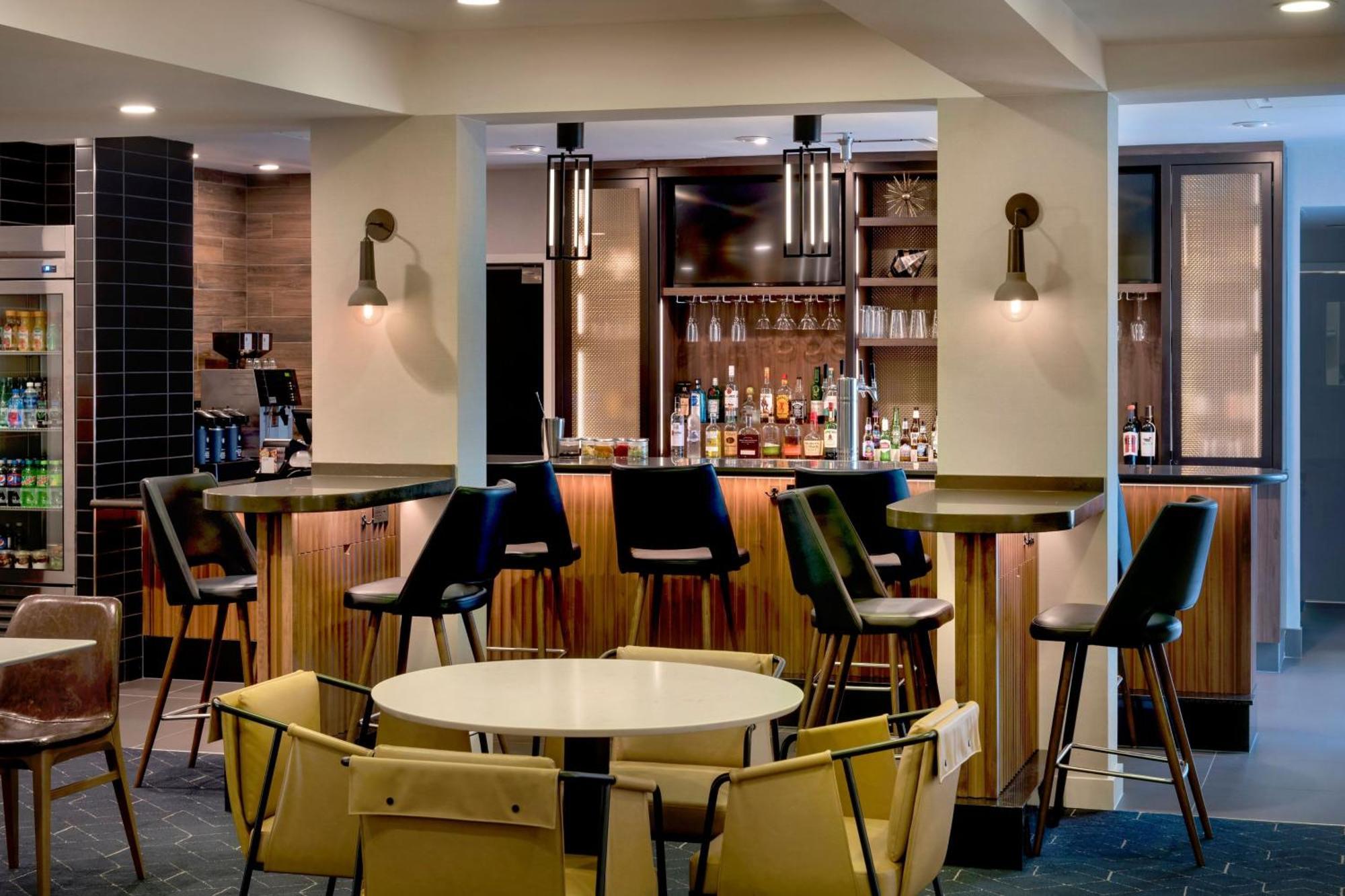 Courtyard Philadelphia Plymouth Meeting Hotel Exterior foto