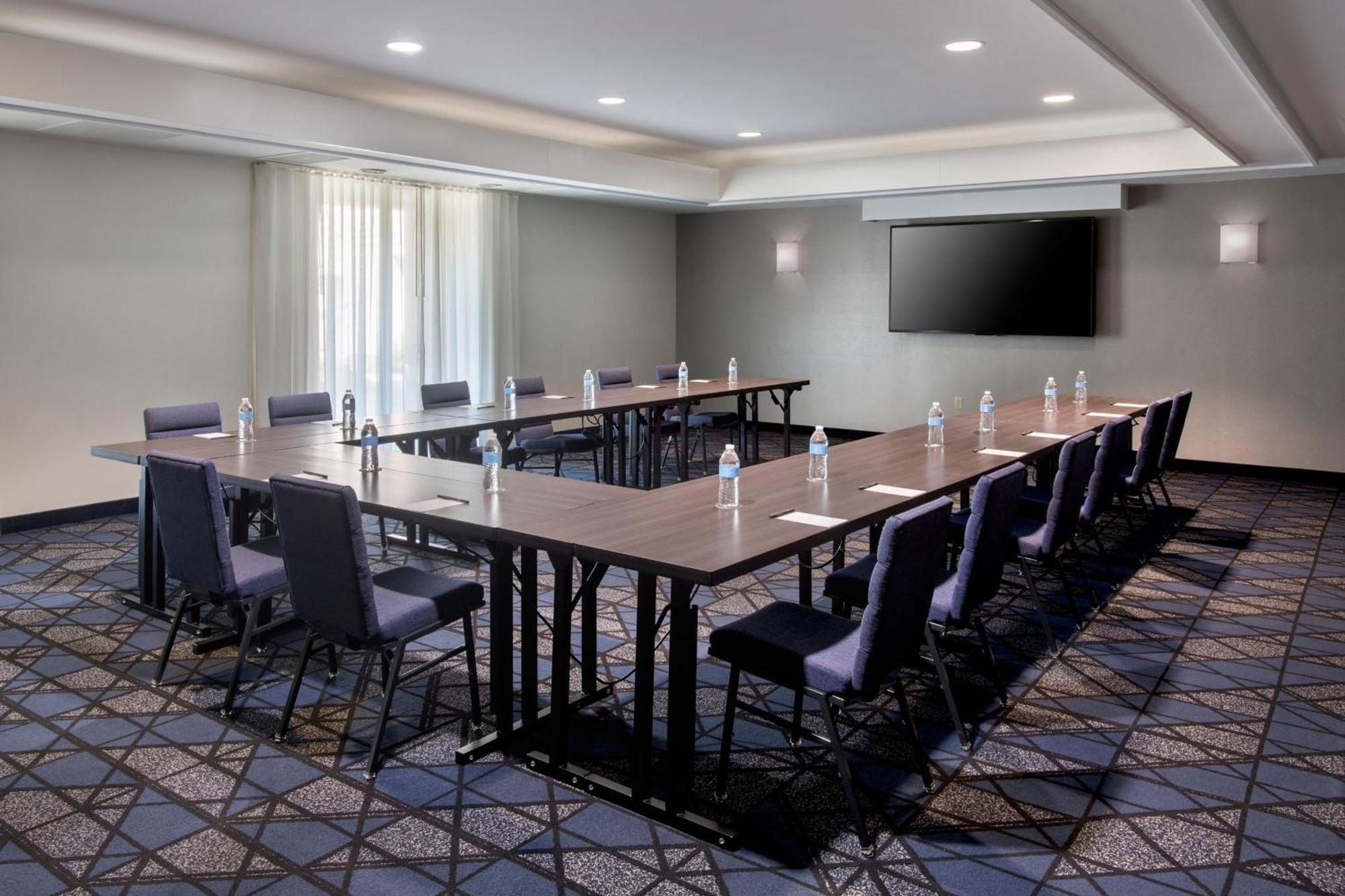 Courtyard Philadelphia Plymouth Meeting Hotel Exterior foto